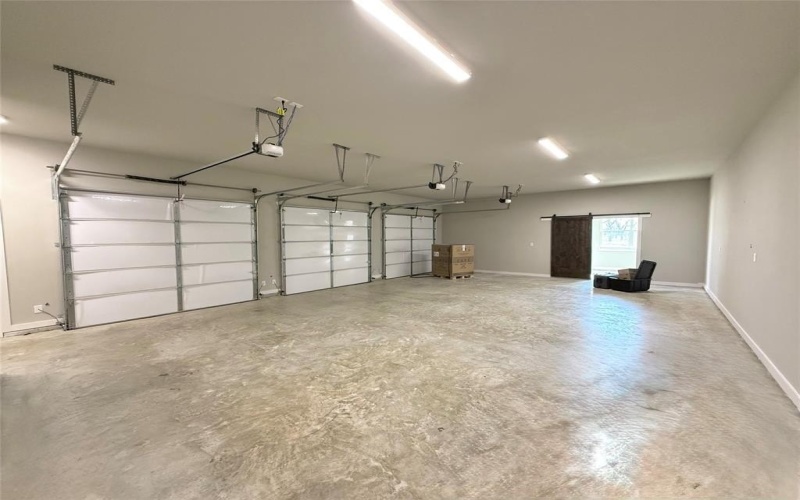 1642 EARHART Drive, Granbury, TX 76049, 3 Habitaciones Habitaciones , ,3 BañosBaños,Residential,En Venta,1642 EARHART Drive,0,21132224