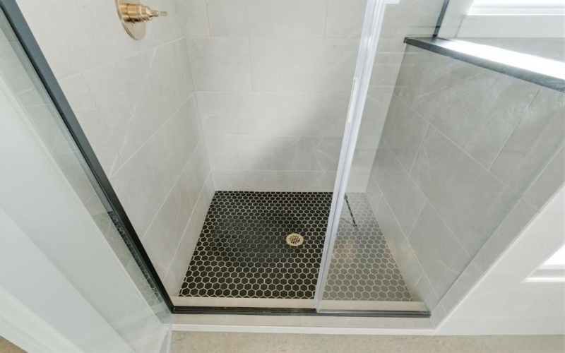 1001 Paramount Drive, Cresson, TX 76035, 3 Bedrooms Bedrooms, ,2 BathroomsBathrooms,Residential,For Sale,1001 Paramount Drive,0,21117107