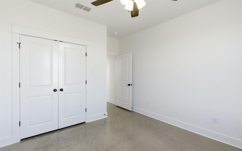 1005 Paramount Drive, Cresson, TX 76035, 3 Bedrooms Bedrooms, ,2 BathroomsBathrooms,Residential,For Sale,1005 Paramount Drive,0,21117121