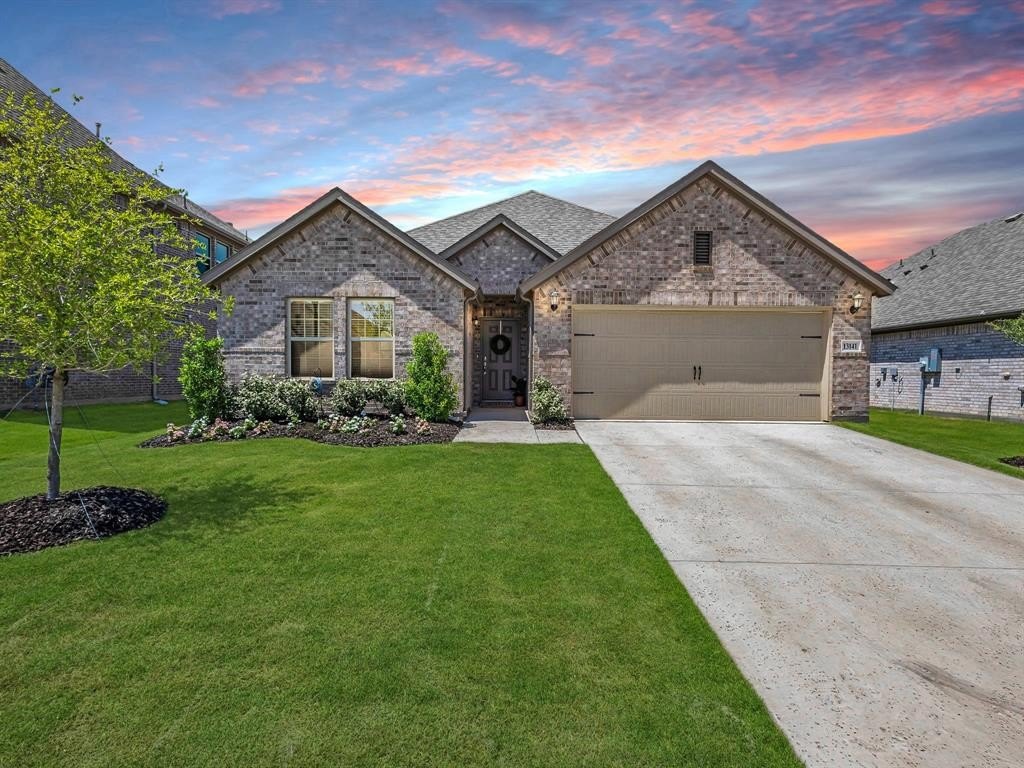 13141 Yellowstone Way, Providence Village, TX 76227, 4 Bedrooms Bedrooms, ,2 BathroomsBathrooms,Residential,For Sale,13141 Yellowstone Way,0,21129795