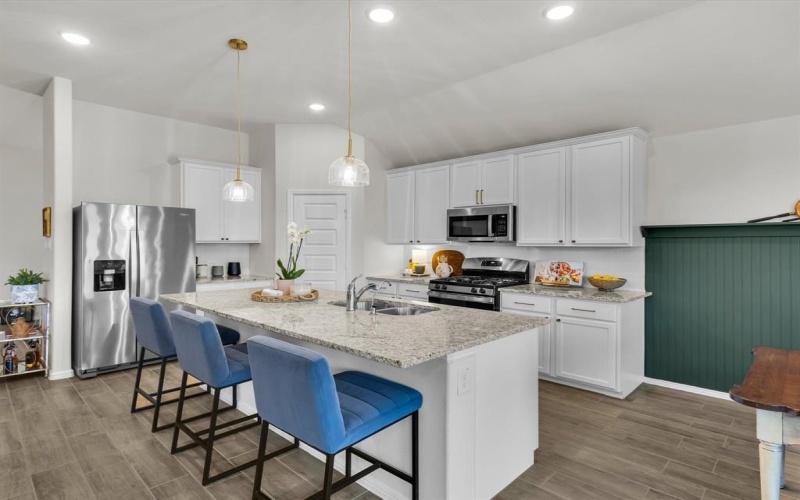 13141 Yellowstone Way, Providence Village, TX 76227, 4 Bedrooms Bedrooms, ,2 BathroomsBathrooms,Residential,For Sale,13141 Yellowstone Way,0,21129795