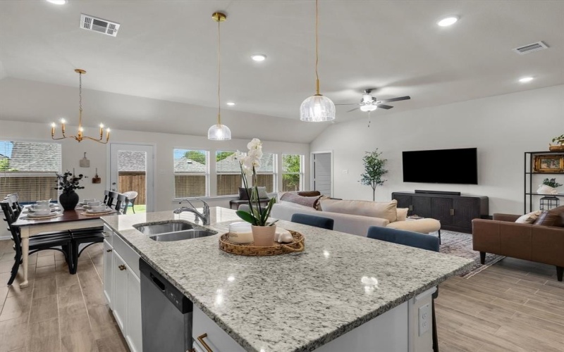 13141 Yellowstone Way, Providence Village, TX 76227, 4 Bedrooms Bedrooms, ,2 BathroomsBathrooms,Residential,For Sale,13141 Yellowstone Way,0,21129795