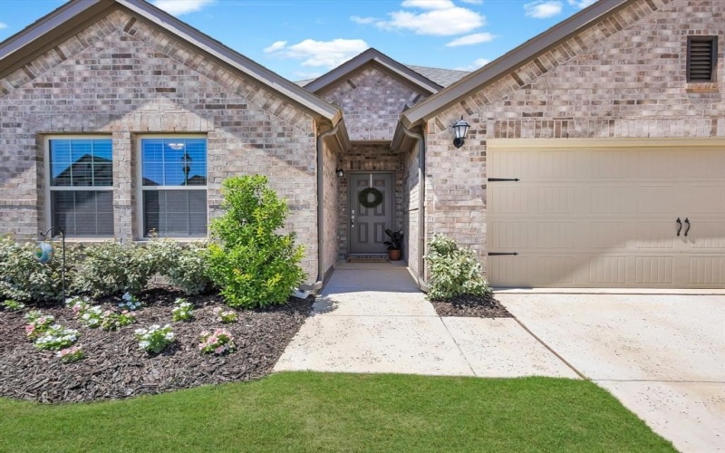 13141 Yellowstone Way, Providence Village, TX 76227, 4 Bedrooms Bedrooms, ,2 BathroomsBathrooms,Residential,For Sale,13141 Yellowstone Way,0,21129795
