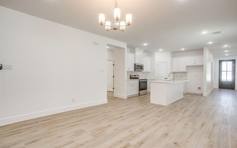 4944 Dunbar Street, Fort Worth, TX 76105, 4 Bedrooms Bedrooms, ,2 BathroomsBathrooms,Residential,For Sale,4944 Dunbar Street,0,21130066