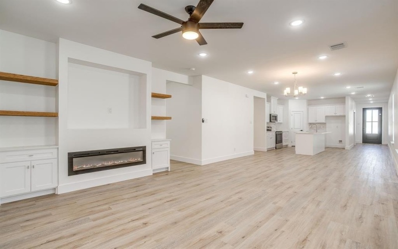 4944 Dunbar Street, Fort Worth, TX 76105, 4 Bedrooms Bedrooms, ,2 BathroomsBathrooms,Residential,For Sale,4944 Dunbar Street,0,21130066