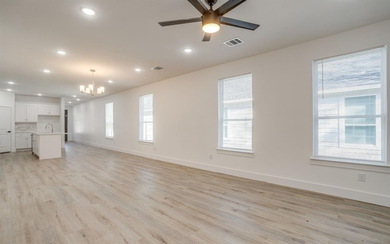 4944 Dunbar Street, Fort Worth, TX 76105, 4 Bedrooms Bedrooms, ,2 BathroomsBathrooms,Residential,For Sale,4944 Dunbar Street,0,21130066