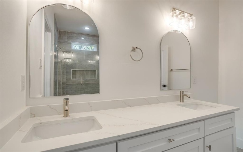 4944 Dunbar Street, Fort Worth, TX 76105, 4 Bedrooms Bedrooms, ,2 BathroomsBathrooms,Residential,For Sale,4944 Dunbar Street,0,21130066