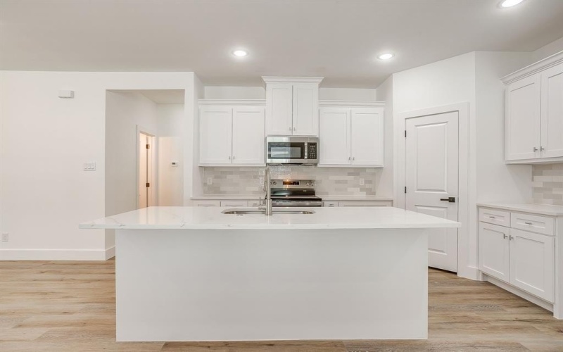 4944 Dunbar Street, Fort Worth, TX 76105, 4 Bedrooms Bedrooms, ,2 BathroomsBathrooms,Residential,For Sale,4944 Dunbar Street,0,21130066