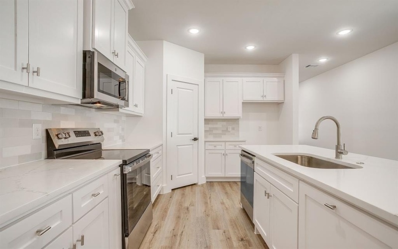 4944 Dunbar Street, Fort Worth, TX 76105, 4 Bedrooms Bedrooms, ,2 BathroomsBathrooms,Residential,For Sale,4944 Dunbar Street,0,21130066