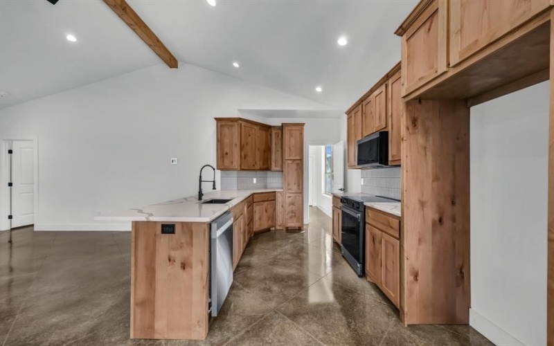 2501 Cowley Road, Whitt, TX 76486, 3 Bedrooms Bedrooms, ,2 BathroomsBathrooms,Residential,For Sale,2501 Cowley Road,0,21130145