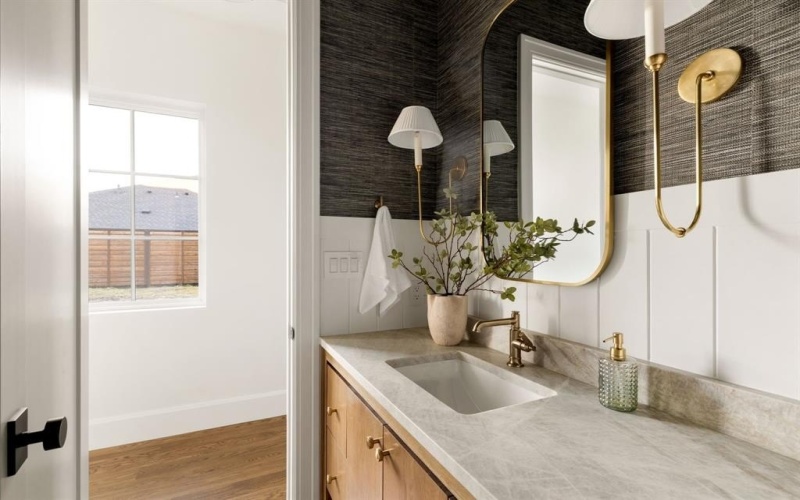 5901 Orchid Lane, Dallas, TX 75230, 4 Bedrooms Bedrooms, ,3 BathroomsBathrooms,Residential,For Sale,5901 Orchid Lane,0,21130298