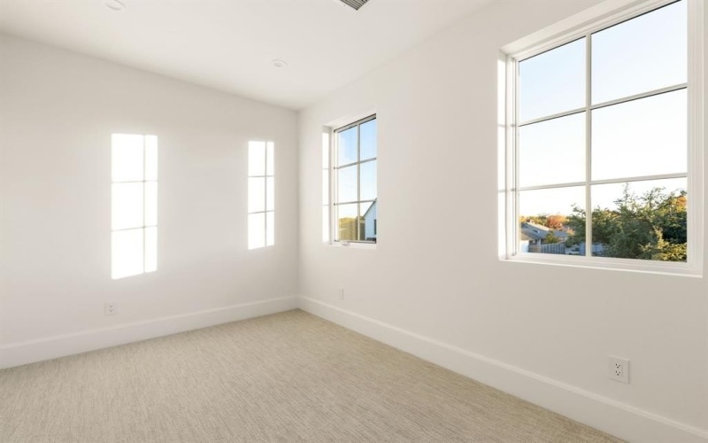 5901 Orchid Lane, Dallas, TX 75230, 4 Bedrooms Bedrooms, ,3 BathroomsBathrooms,Residential,For Sale,5901 Orchid Lane,0,21130298