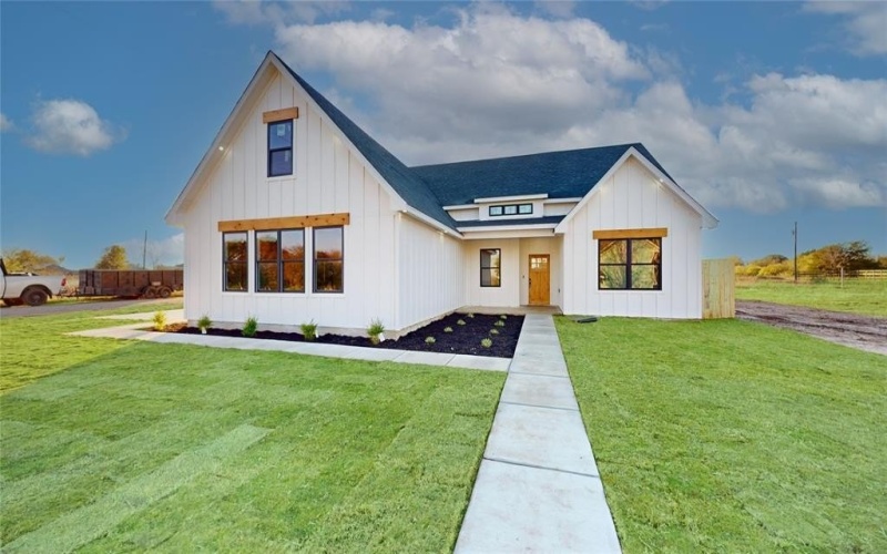 9228 Sunrise Drive, Fort Worth, TX 76134, 3 Bedrooms Bedrooms, ,2 BathroomsBathrooms,Residential,For Sale,9228 Sunrise Drive,0,21130677