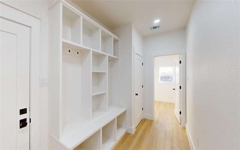 9228 Sunrise Drive, Fort Worth, TX 76134, 3 Bedrooms Bedrooms, ,2 BathroomsBathrooms,Residential,For Sale,9228 Sunrise Drive,0,21130677