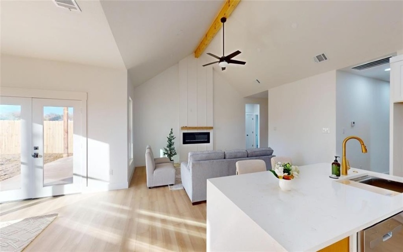 9228 Sunrise Drive, Fort Worth, TX 76134, 3 Bedrooms Bedrooms, ,2 BathroomsBathrooms,Residential,For Sale,9228 Sunrise Drive,0,21130677