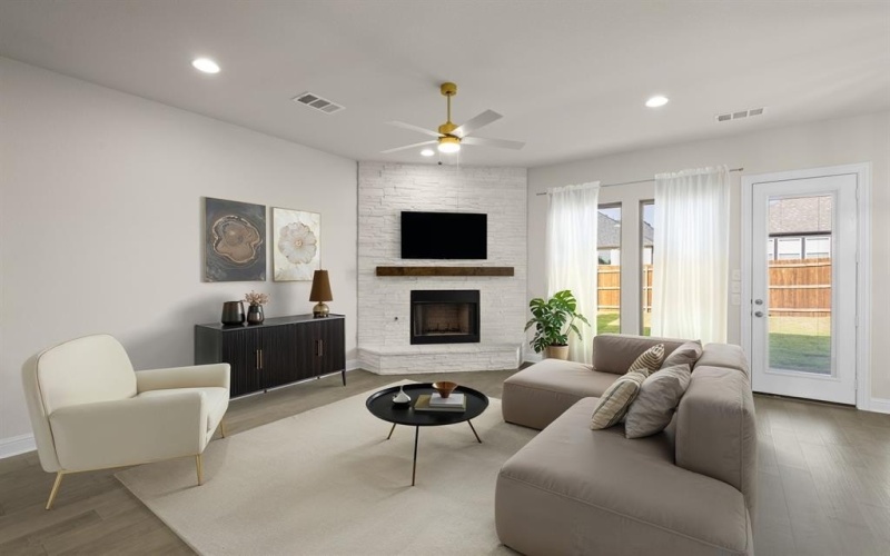 2608 Lila, Burleson, TX 76028, 4 Bedrooms Bedrooms, ,3 BathroomsBathrooms,Residential,For Sale,2608 Lila,0,21130778