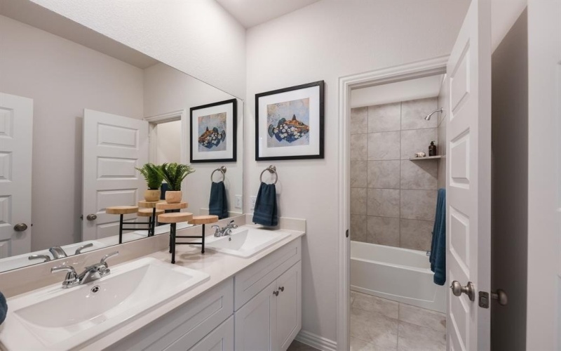 3941 Allred Drive, Heartland, TX 75114, 4 Bedrooms Bedrooms, ,2 BathroomsBathrooms,Residential,For Sale,3941 Allred Drive,0,21131335