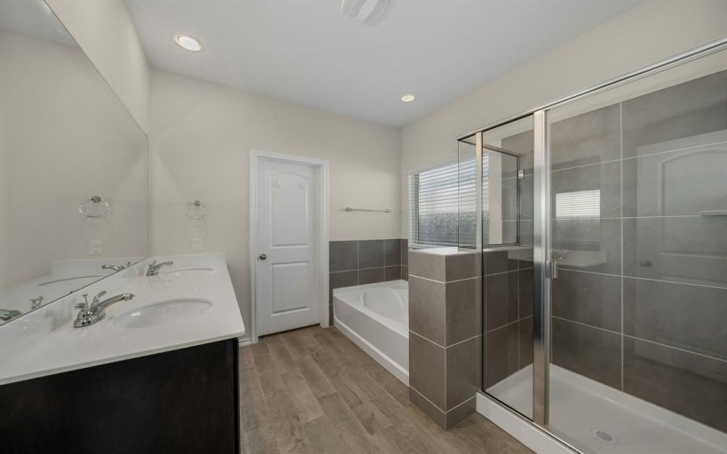 1813 Wayne Lane, Celina, TX 75009, 4 Bedrooms Bedrooms, ,3 BathroomsBathrooms,Residential,For Sale,1813 Wayne Lane,0,21131379