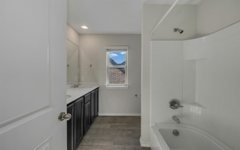 1813 Wayne Lane, Celina, TX 75009, 4 Bedrooms Bedrooms, ,3 BathroomsBathrooms,Residential,For Sale,1813 Wayne Lane,0,21131379