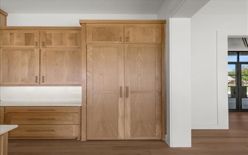 1194 The Shores Drive, Corsicana, TX 75109, 4 Bedrooms Bedrooms, ,5 BathroomsBathrooms,Residential,For Sale,1194 The Shores Drive,0,21131421