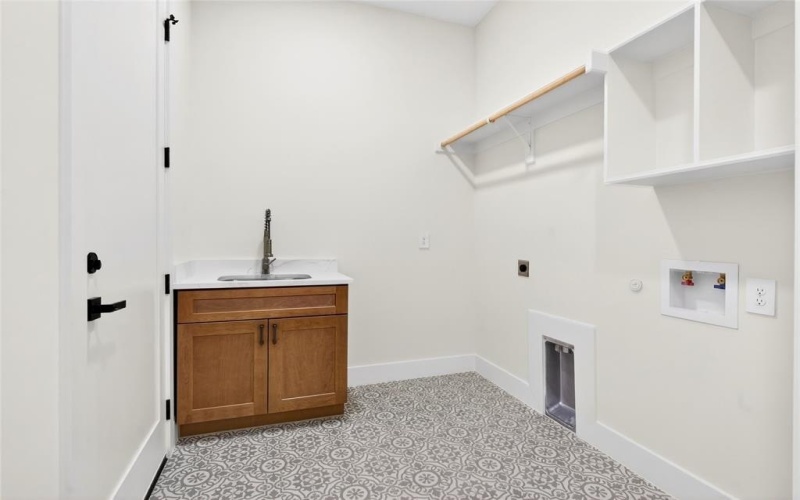 1843 Dennison Street, Dallas, TX 75212, 4 Bedrooms Bedrooms, ,3 BathroomsBathrooms,Residential,For Sale,1843 Dennison Street,0,21131466