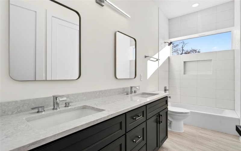 1843 Dennison Street, Dallas, TX 75212, 4 Bedrooms Bedrooms, ,3 BathroomsBathrooms,Residential,For Sale,1843 Dennison Street,0,21131466