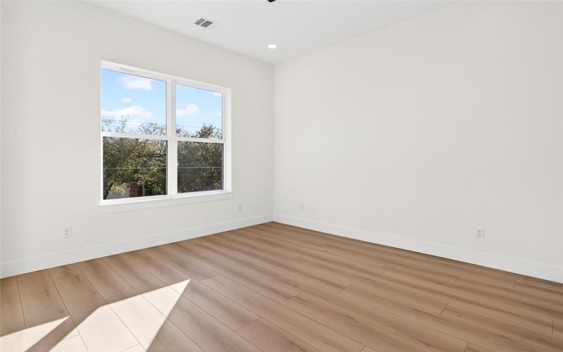 1843 Dennison Street, Dallas, TX 75212, 4 Bedrooms Bedrooms, ,3 BathroomsBathrooms,Residential,For Sale,1843 Dennison Street,0,21131466