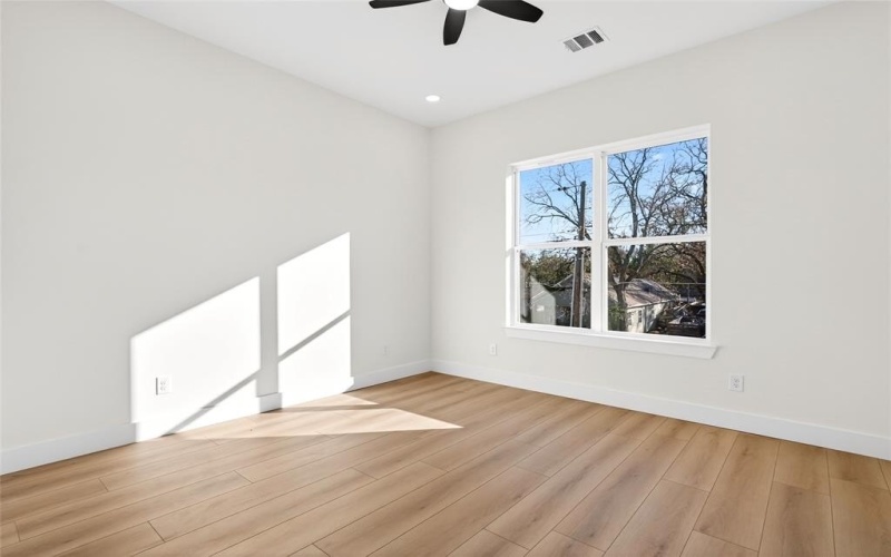 1843 Dennison Street, Dallas, TX 75212, 4 Bedrooms Bedrooms, ,3 BathroomsBathrooms,Residential,For Sale,1843 Dennison Street,0,21131466