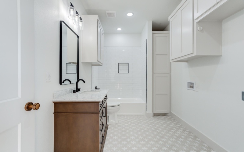 21701 County Rd 2040, Lubbock, TX 79423, 4 Habitaciones Habitaciones , ,5 BañosBaños,Residential,En Venta,21701 County Rd 2040,0,202552395