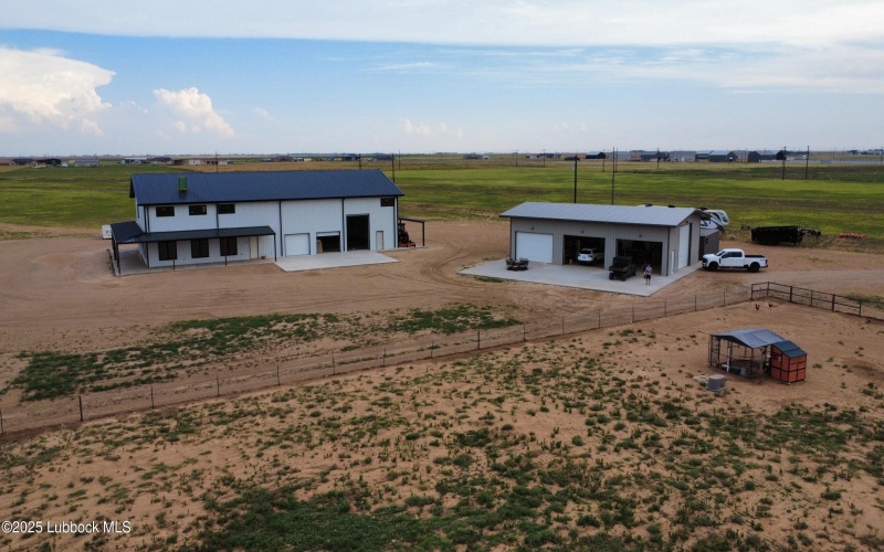 21701 County Rd 2040, Lubbock, TX 79423, 4 Bedrooms Bedrooms, ,5 BathroomsBathrooms,Residential,For Sale,21701 County Rd 2040,202552395