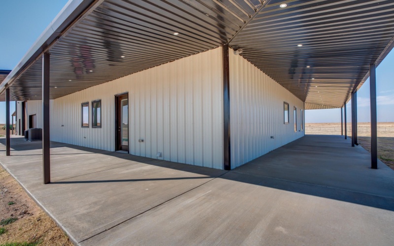 21701 County Rd 2040, Lubbock, TX 79423, 4 Habitaciones Habitaciones , ,5 BañosBaños,Residential,En Venta,21701 County Rd 2040,0,202552395