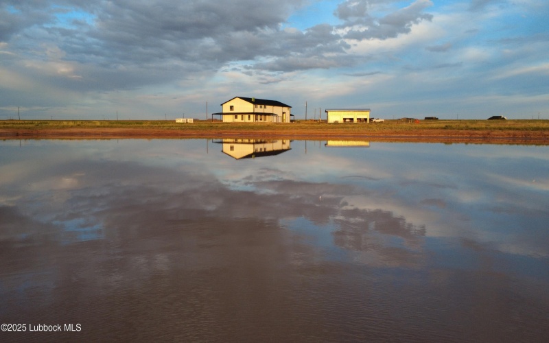 21701 County Rd 2040, Lubbock, TX 79423, 4 Habitaciones Habitaciones , ,5 BañosBaños,Residential,En Venta,21701 County Rd 2040,0,202552395