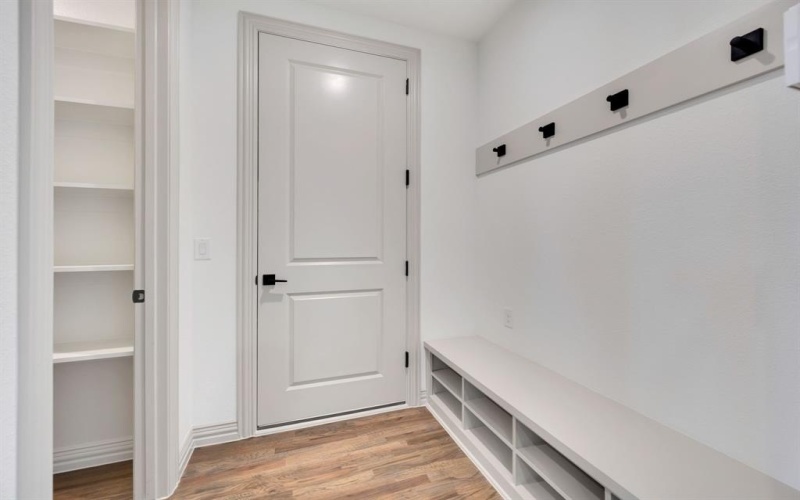 530 Olson Road, Waxahachie, TX 75167, 4 Bedrooms Bedrooms, ,3 BathroomsBathrooms,Residential,For Sale,530 Olson Road,0,21131492