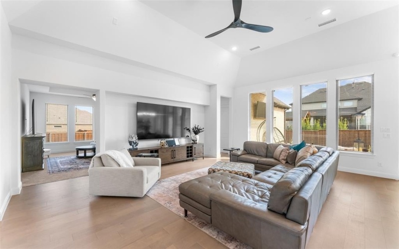 1901 Rockwood Lane, Mansfield, TX 76063, 6 Bedrooms Bedrooms, ,3 BathroomsBathrooms,Residential,For Sale,1901 Rockwood Lane,0,21131502