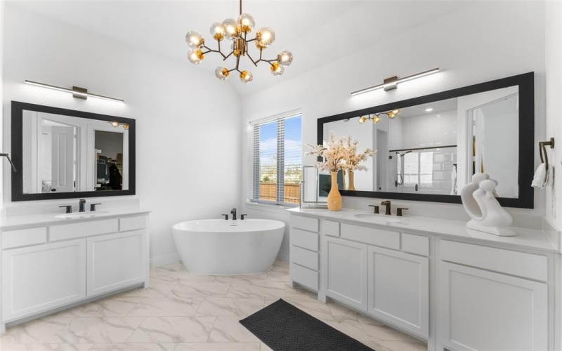 1901 Rockwood Lane, Mansfield, TX 76063, 6 Bedrooms Bedrooms, ,3 BathroomsBathrooms,Residential,For Sale,1901 Rockwood Lane,0,21131502