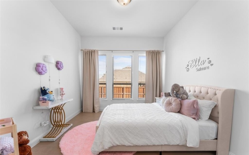 1901 Rockwood Lane, Mansfield, TX 76063, 6 Bedrooms Bedrooms, ,3 BathroomsBathrooms,Residential,For Sale,1901 Rockwood Lane,0,21131502