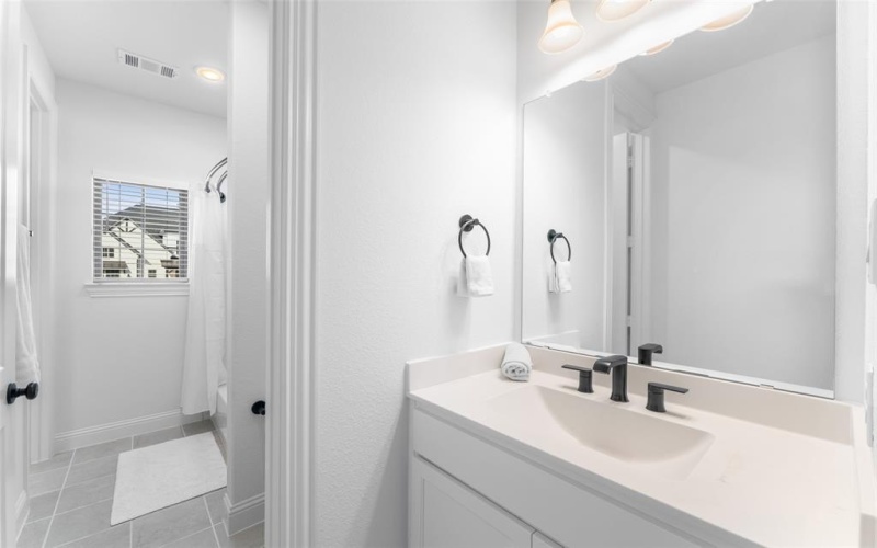 1901 Rockwood Lane, Mansfield, TX 76063, 6 Bedrooms Bedrooms, ,3 BathroomsBathrooms,Residential,For Sale,1901 Rockwood Lane,0,21131502