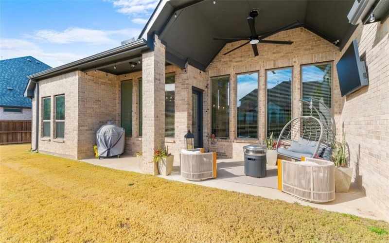 1901 Rockwood Lane, Mansfield, TX 76063, 6 Bedrooms Bedrooms, ,3 BathroomsBathrooms,Residential,For Sale,1901 Rockwood Lane,0,21131502