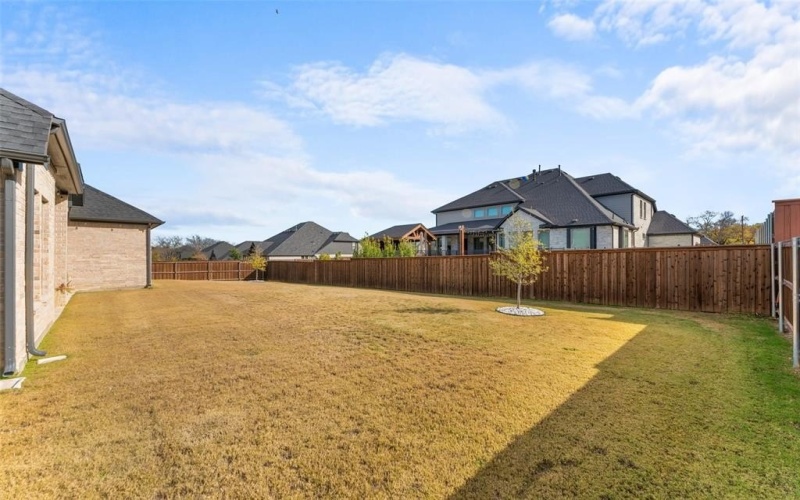 1901 Rockwood Lane, Mansfield, TX 76063, 6 Bedrooms Bedrooms, ,3 BathroomsBathrooms,Residential,For Sale,1901 Rockwood Lane,0,21131502