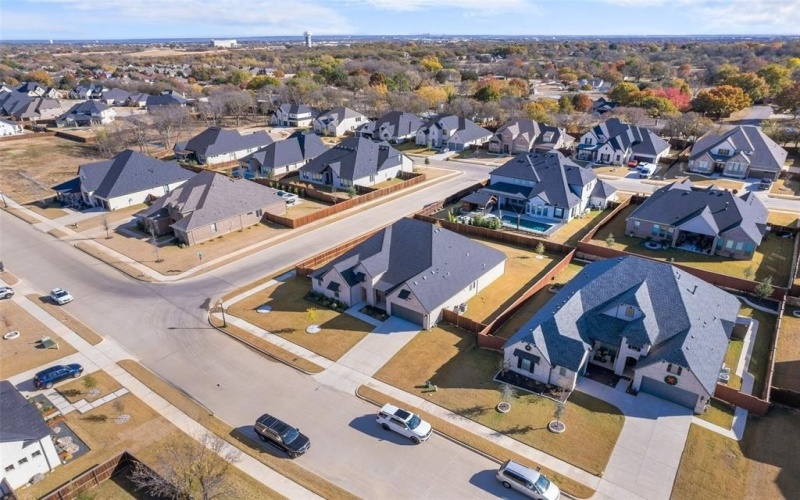 1901 Rockwood Lane, Mansfield, TX 76063, 6 Bedrooms Bedrooms, ,3 BathroomsBathrooms,Residential,For Sale,1901 Rockwood Lane,0,21131502