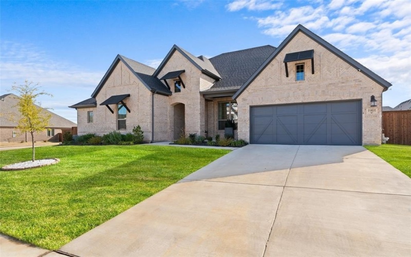 1901 Rockwood Lane, Mansfield, TX 76063, 6 Bedrooms Bedrooms, ,3 BathroomsBathrooms,Residential,For Sale,1901 Rockwood Lane,0,21131502