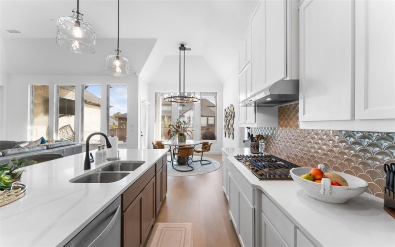 1901 Rockwood Lane, Mansfield, TX 76063, 6 Bedrooms Bedrooms, ,3 BathroomsBathrooms,Residential,For Sale,1901 Rockwood Lane,0,21131502