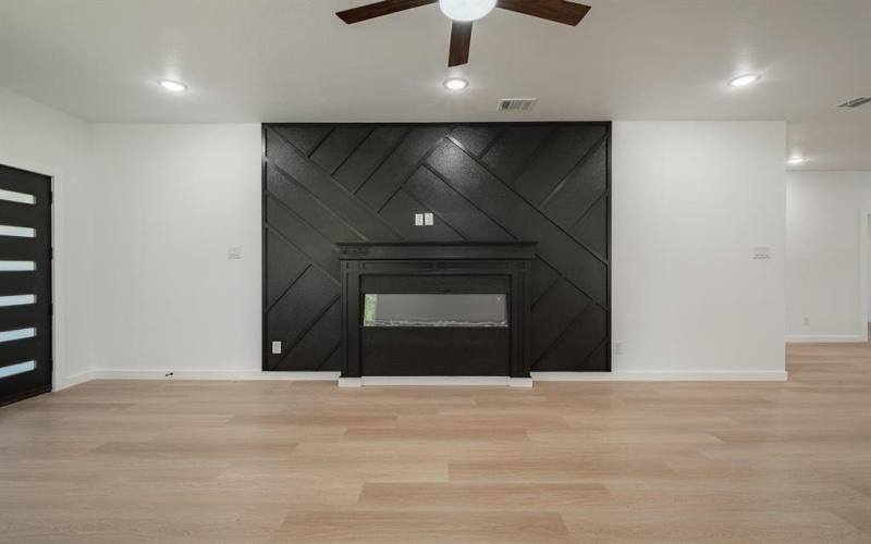 4151 Odessa Street, Dallas, TX 75212, 4 Bedrooms Bedrooms, ,2 BathroomsBathrooms,Residential,For Sale,4151 Odessa Street,0,21131569