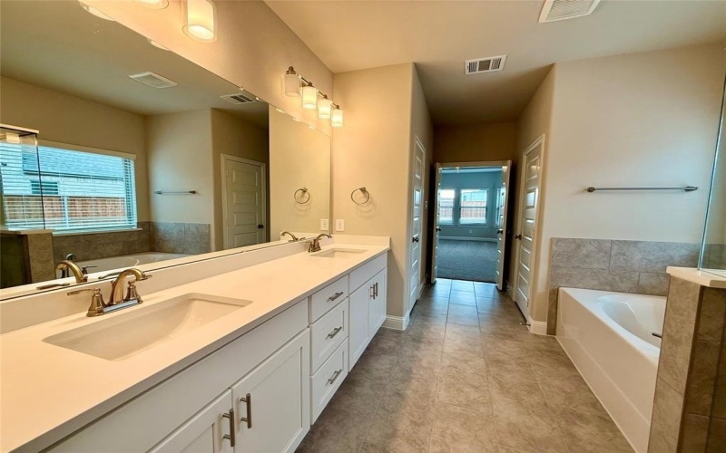 11809 Serval Street, Godley, TX 76044, 5 Bedrooms Bedrooms, ,5 BathroomsBathrooms,Residential,For Sale,11809 Serval Street,0,21131575