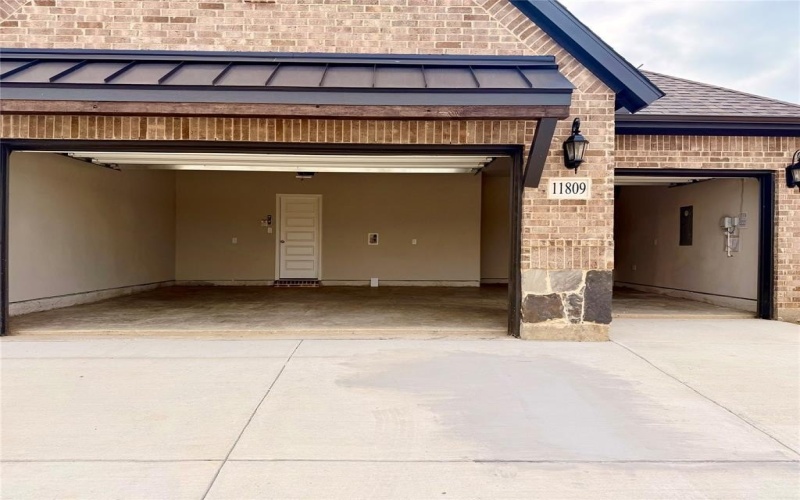 11809 Serval Street, Godley, TX 76044, 5 Bedrooms Bedrooms, ,5 BathroomsBathrooms,Residential,For Sale,11809 Serval Street,0,21131575