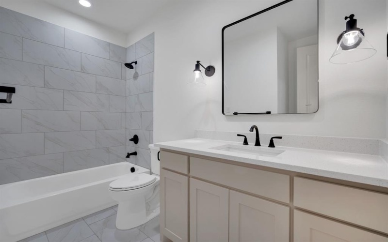 411 Creamer Court, Waxahachie, TX 75167, 4 Habitaciones Habitaciones , ,3 BañosBaños,Residential,En Venta,411 Creamer Court,0,21131659