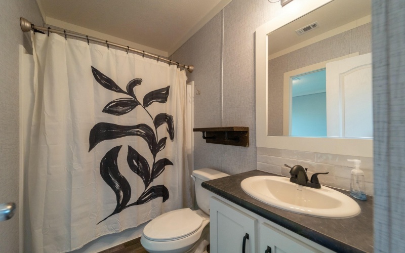 921 Private Road Rebecca, Shallowater, TX 79363, 4 Habitaciones Habitaciones , ,3 BañosBaños,Residential,En Venta,921 Private Road Rebecca,202552412
