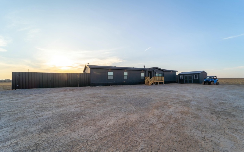 921 Private Road Rebecca, Shallowater, TX 79363, 4 Habitaciones Habitaciones , ,3 BañosBaños,Residential,En Venta,921 Private Road Rebecca,202552412