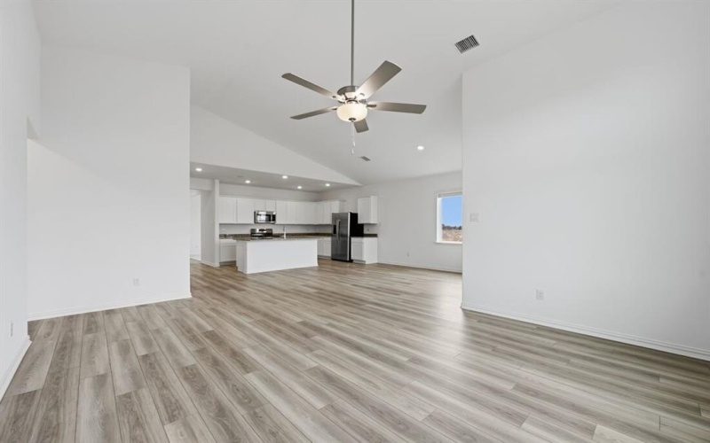 2303 Buffalo Bayou Way, Crandall, TX 75114, 5 Bedrooms Bedrooms, ,3 BathroomsBathrooms,Residential,For Sale,2303 Buffalo Bayou Way,0,21131665