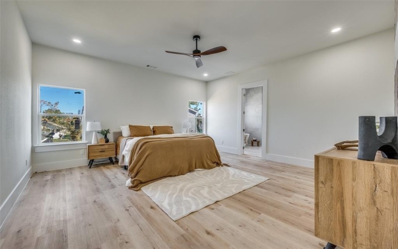 3314 NAVARO Street, Dallas, TX 75212, 4 Habitaciones Habitaciones , ,3 BañosBaños,Residential,En Venta,3314 NAVARO Street,0,21131710